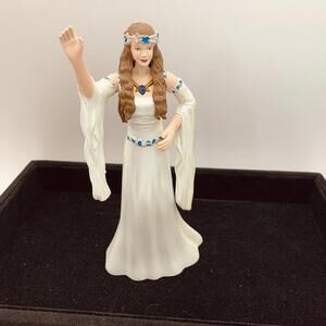 2001 Power Rangers  Princess Shayla 5.5" Temple Ruins Action Figure Wild Force​​